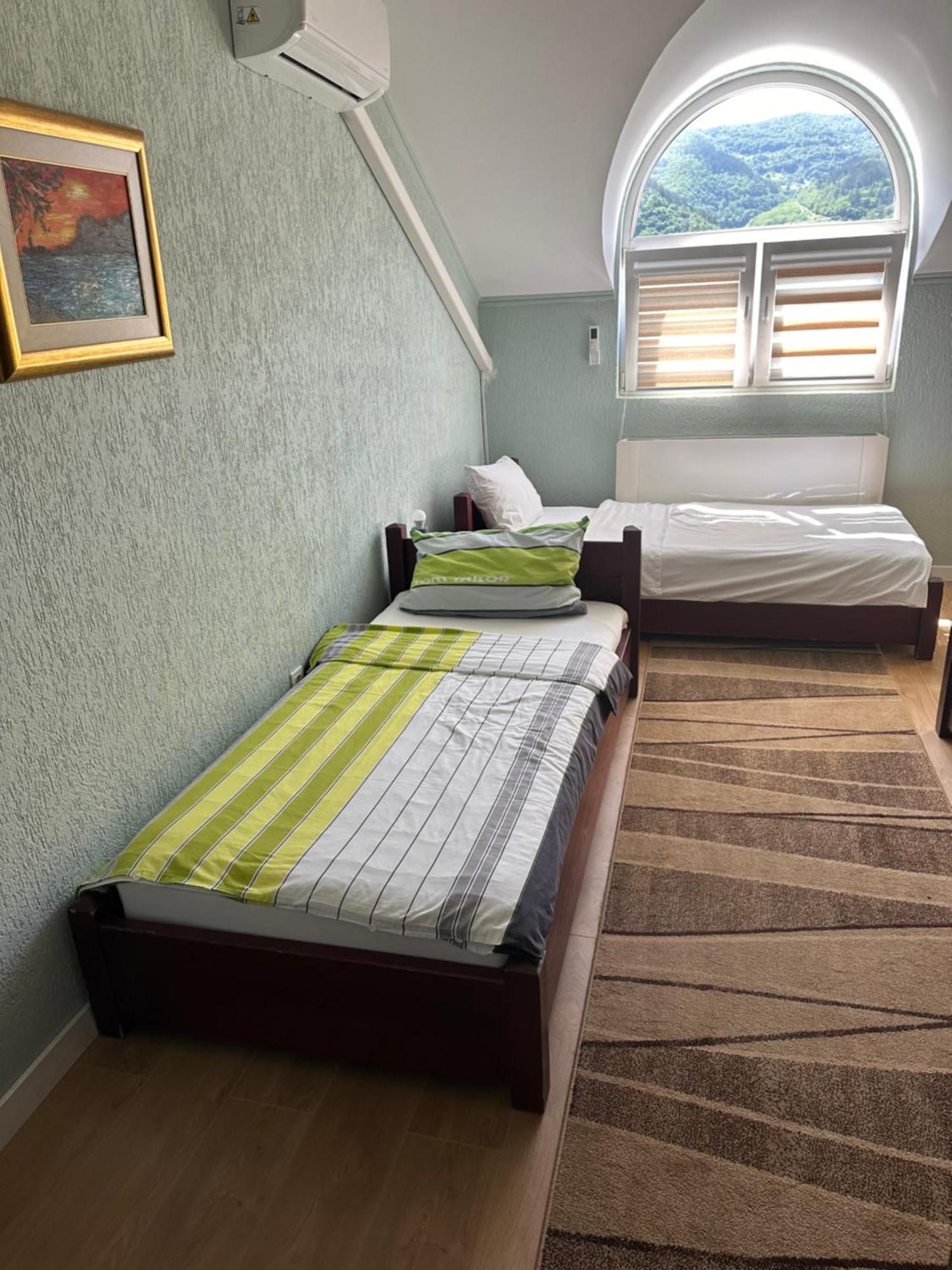 Behar Hotel Gorazde Ngoại thất bức ảnh